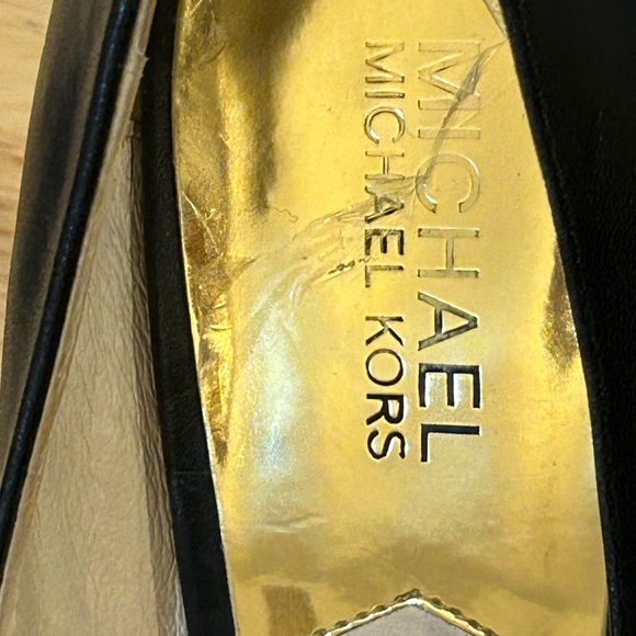 Michael Kors black high heels with a prominent gold-tone MK - Picture 8 of 8